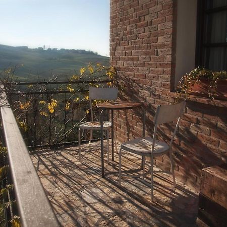 Il Poggio B&B San Damiano al Colle Ngoại thất bức ảnh